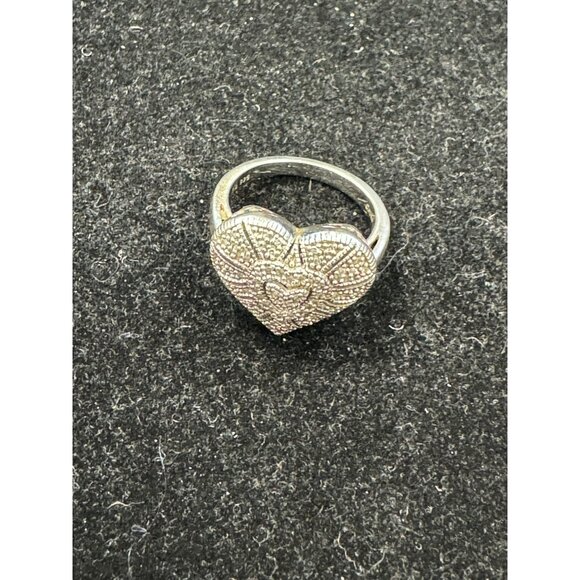 Size 7 Unbranded 925 Sterling Silver Heart Statement/Cocktail Ring w/ White Gems - Picture 2 of 5